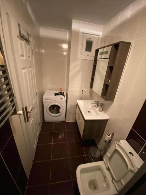 Large With A Balcony In Kadikoey Appartement Istambul